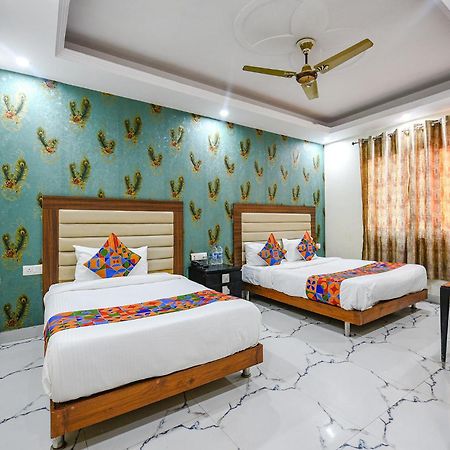 Fabexpress Shanti Stay New Delhi Exterior photo