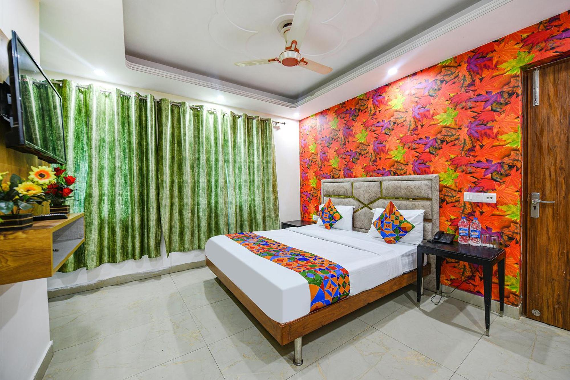 Fabexpress Shanti Stay New Delhi Exterior photo